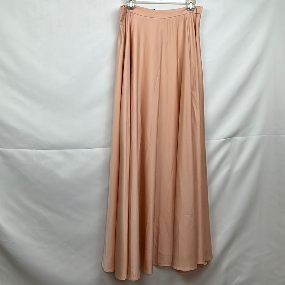 Lulu’s Peach Satin formal maxi skirt size large NWOT